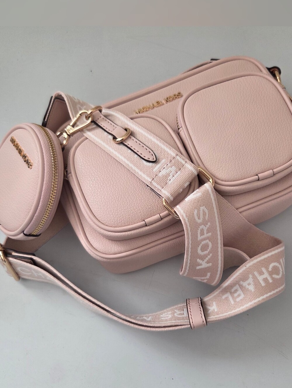 Michael Kors Jet Set Medium Pink Leather Crossbody Bag